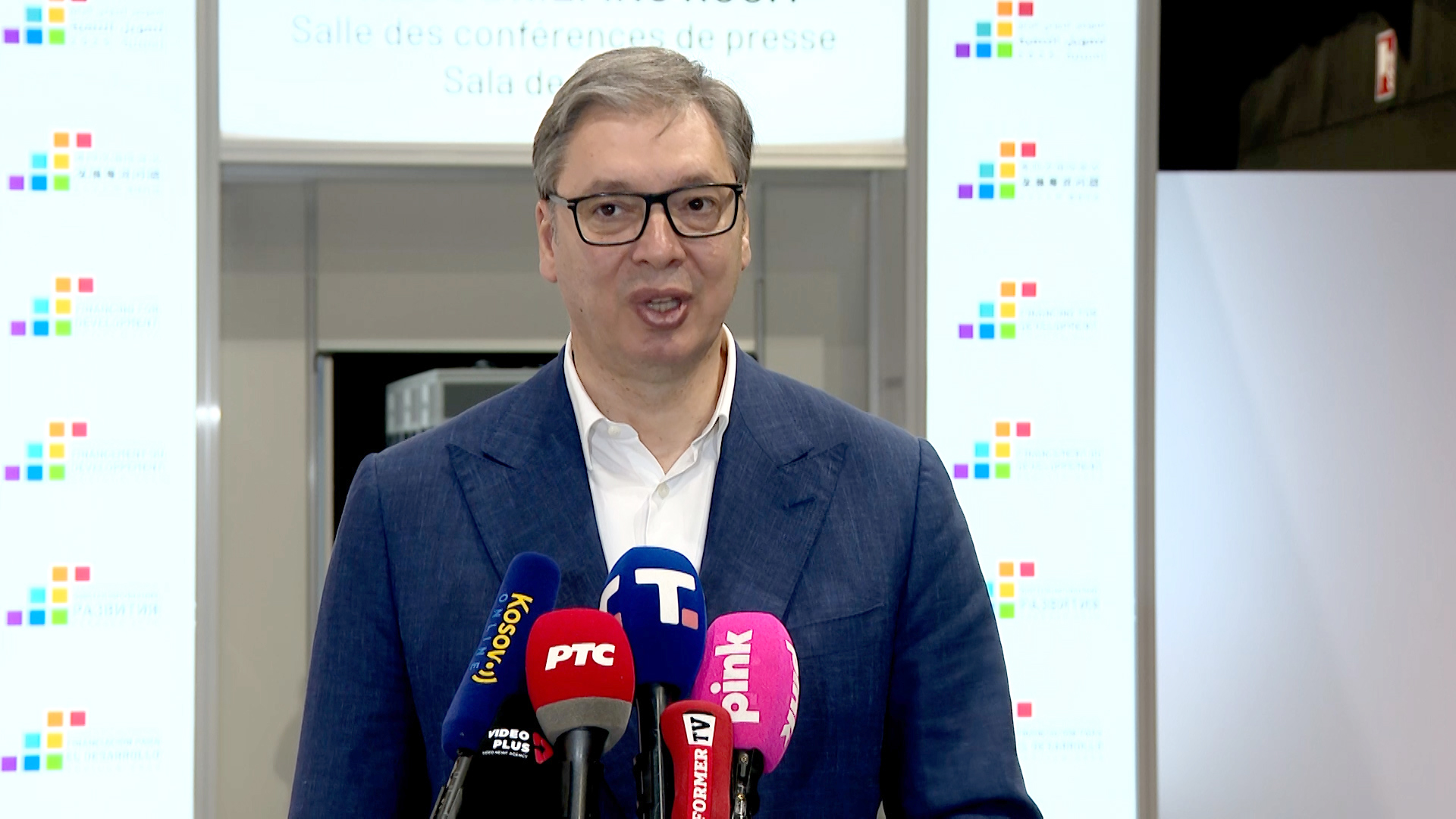 Spanija, Sevilja, Aleksandar Vucic predsednik Srbije, o blokadama u Srbiji, drzava ima dovoljno snage i drzava ce da obezbedi red i poredak Spanija, Sevilja, Aleksandar Vucic predsednik Srbije, o blokadama u Srbiji, drzava ima dovoljno snage i drzava ce da obezbedi red i poredak